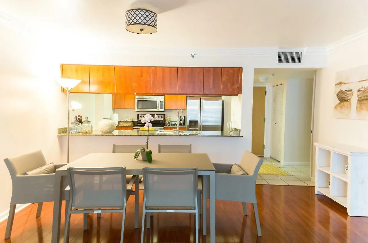 Gold Brickell Apartment *