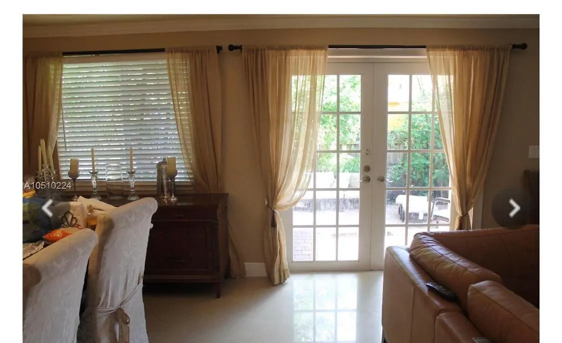 Homestay House World Connect *