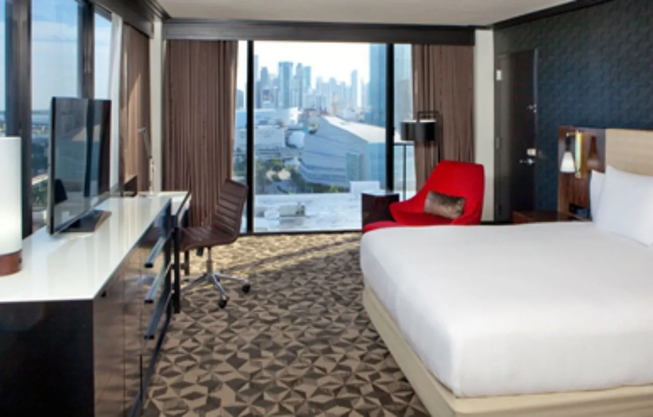Hilton Downtown 4*