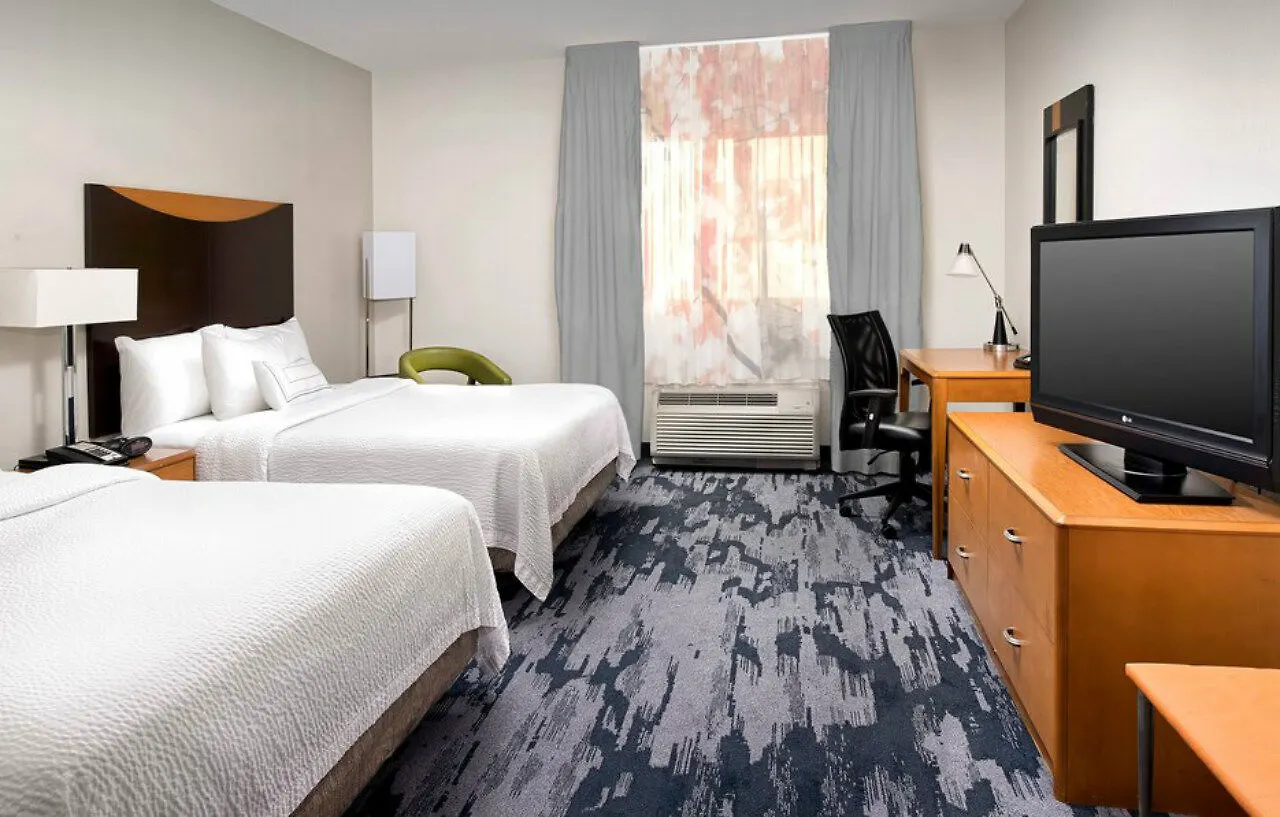 Fairfield & By Marriott Airport South Hotel 3*