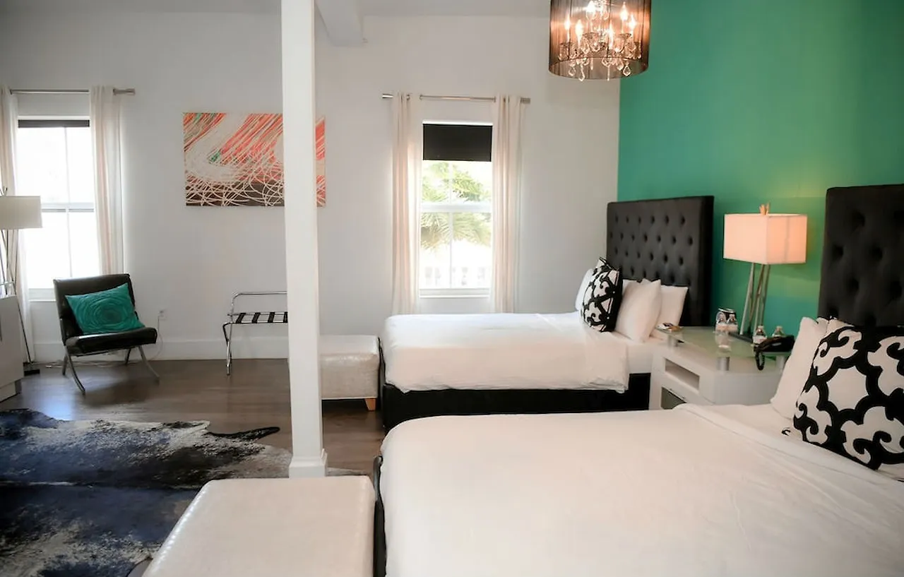 Ithaca Aparthotel 3*