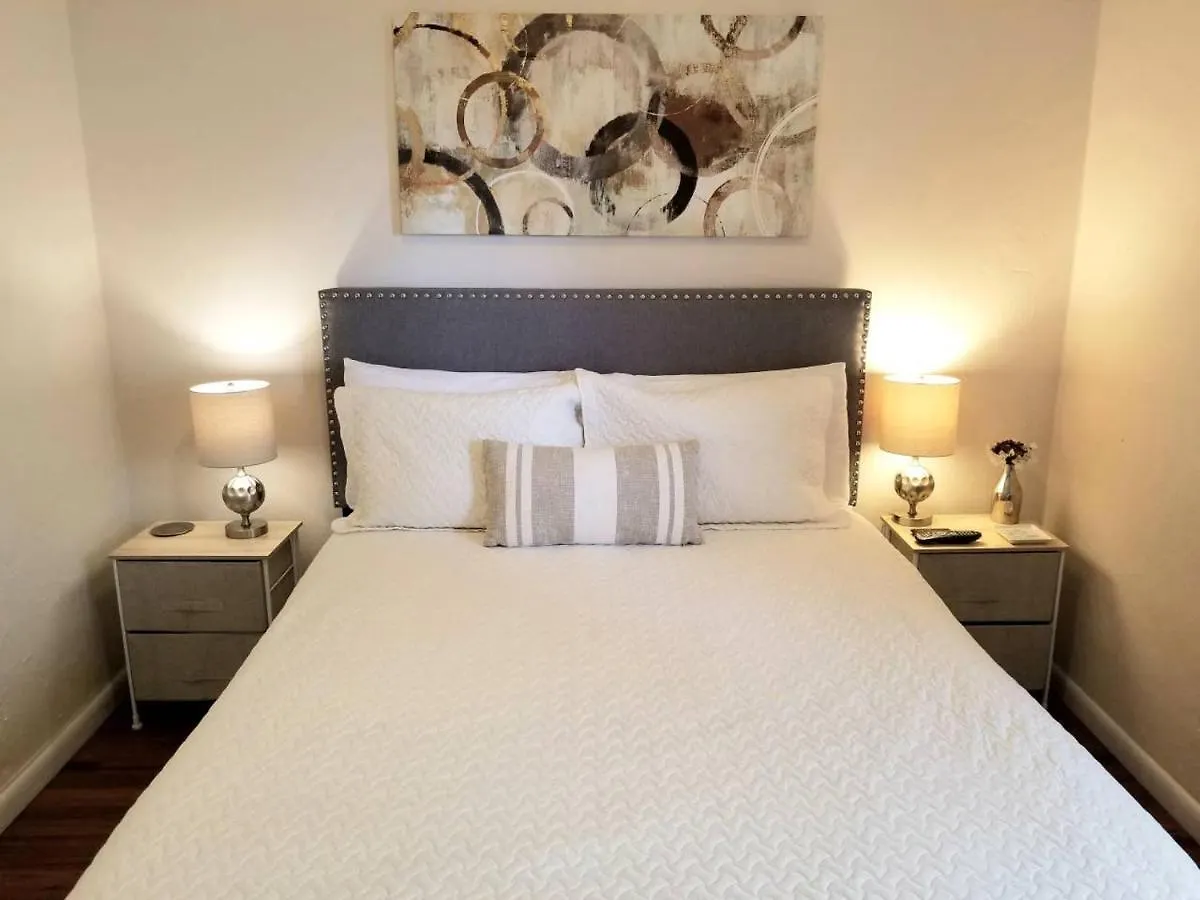Gasthuis Self Check-in Suites Near Coral Gables Miami