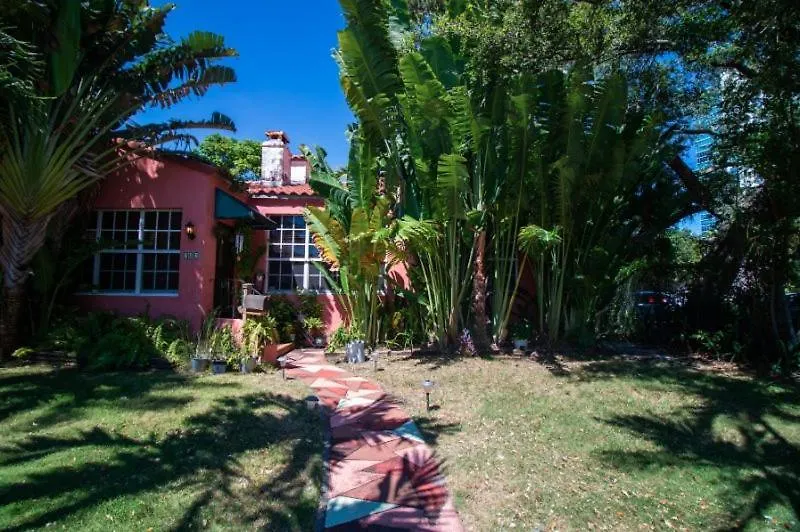 Holiday home Mid Town Hippie House By The Bay *