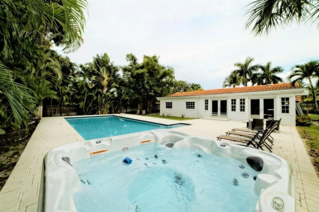 Villa Casa Ria Miami