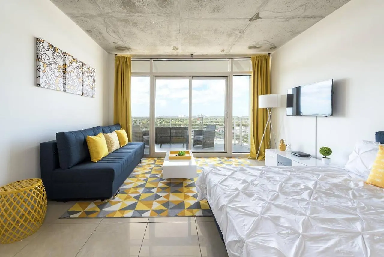 Modern 1 Bedroom Midtown With Free Parking