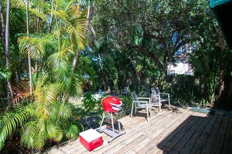 Mid Town Hippie House By The Bay Nyaraló Miami