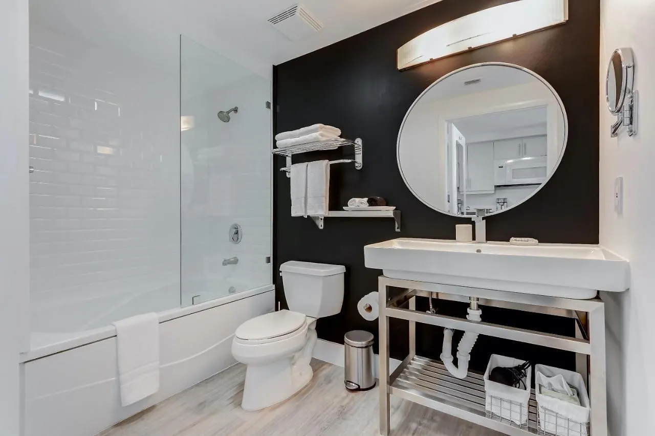 Icoconutgrove - Luxurious Vacation In Coconut Grove Apartment *