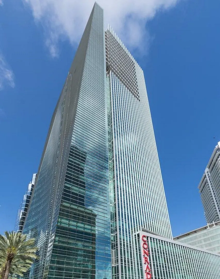 Aka Brickell Hotel