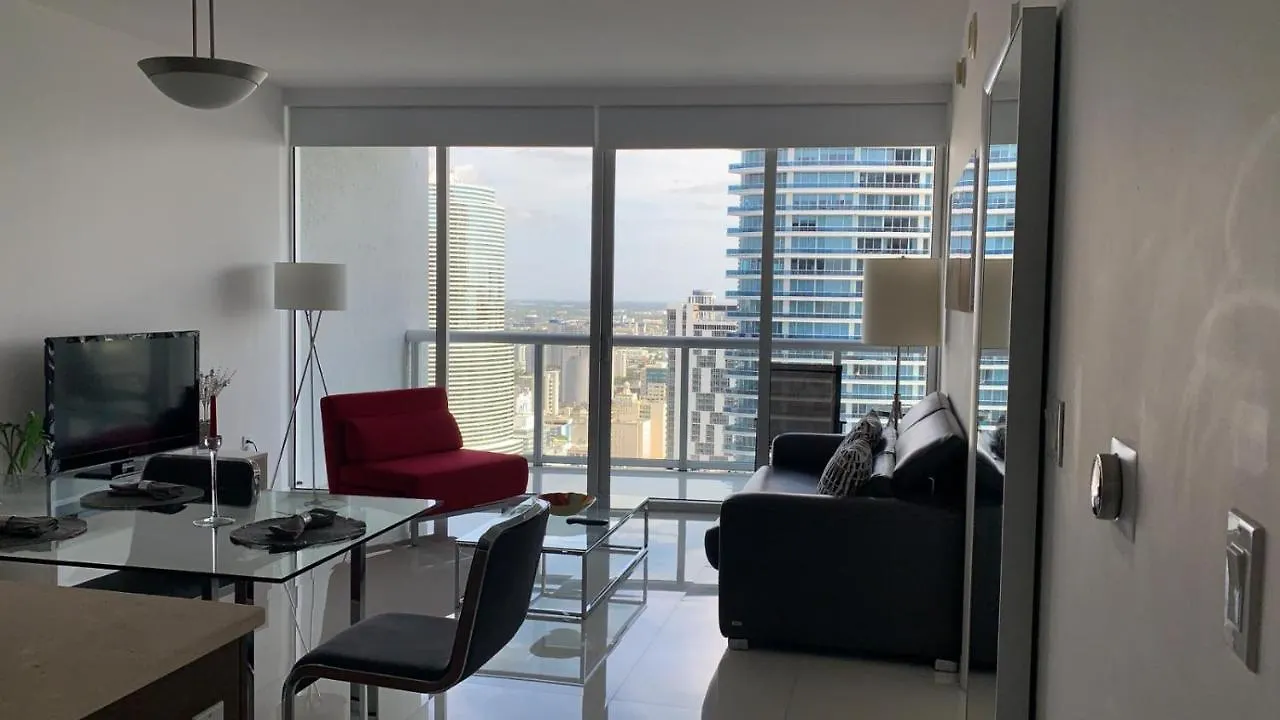 Brickell Avenue Urban Apartment