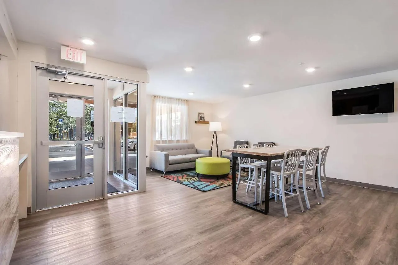 Hotel Woodspring Miami Airport Doral