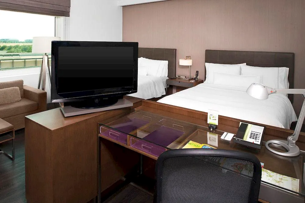 Element Miami Doral 3* Sweetwater