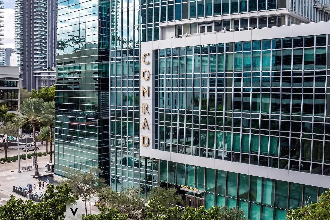 Aparthotel Conrad By Seven