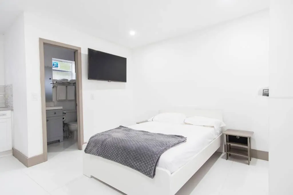 Modern Studio In Heart Of Villa *