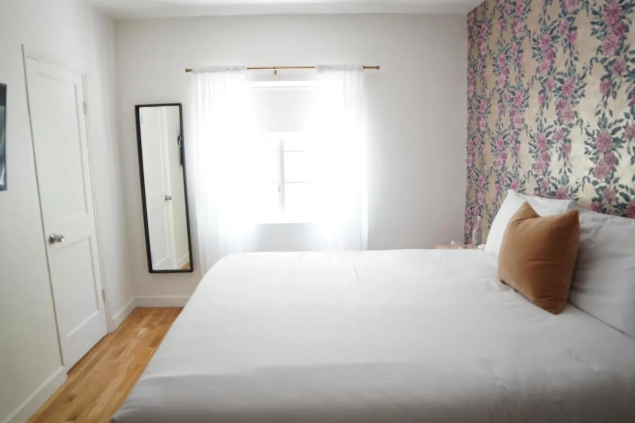 The Copper Door Inn 3*
