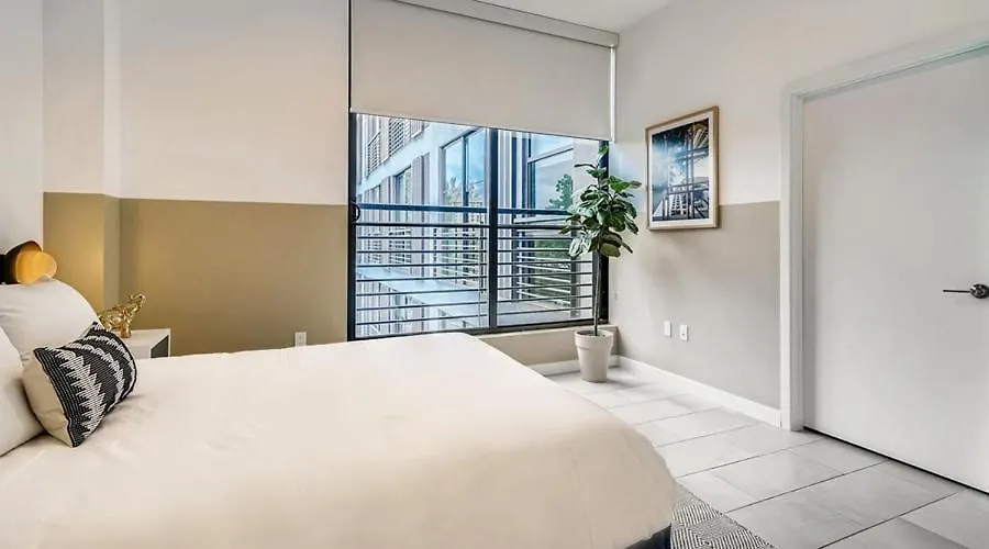 Sentral 2Br Apt With Den In Wynwood Διαμέρισμα Μαϊάμι