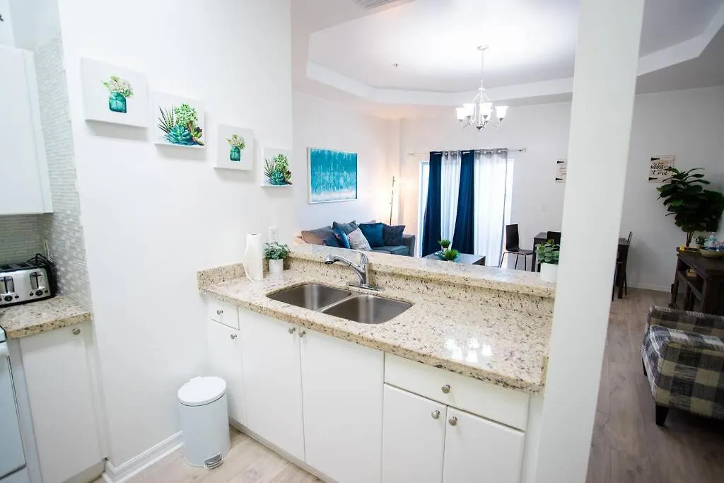 2/2.5 Apartment,7 Mins Airport, 20 Min Beach * מיאמי