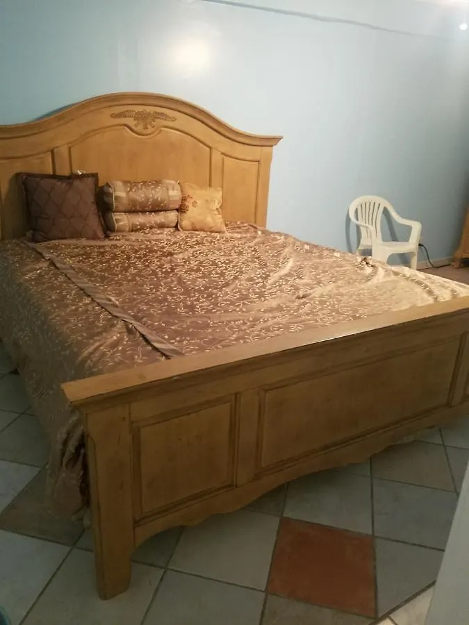 בית הארחה Mimo Studio With Private Entrance & Key מיאמי