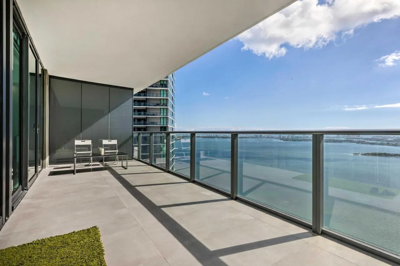 Luxe With Community Pool And Hot Tub! Apartmán