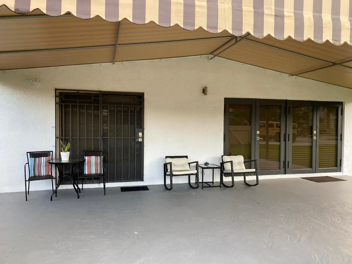 Lyz Miami Guest house Coral Gables