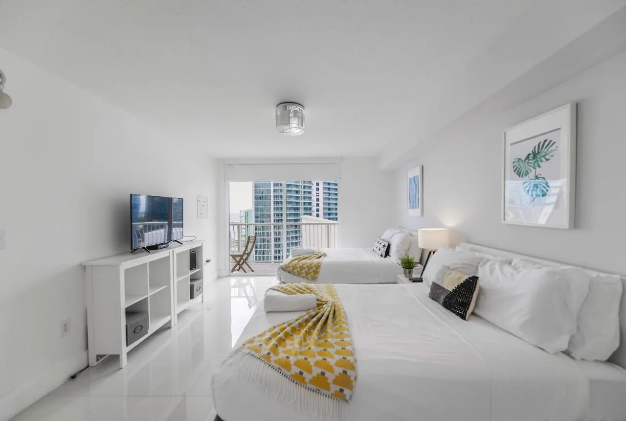 Beautiful In The Heart Of Brickell Apartman