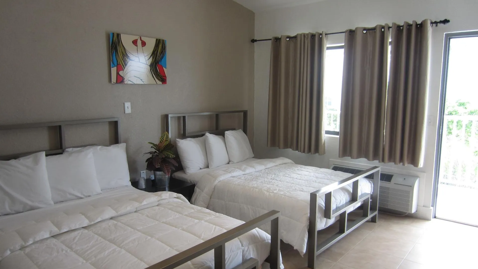 Shalimar Motel 3*