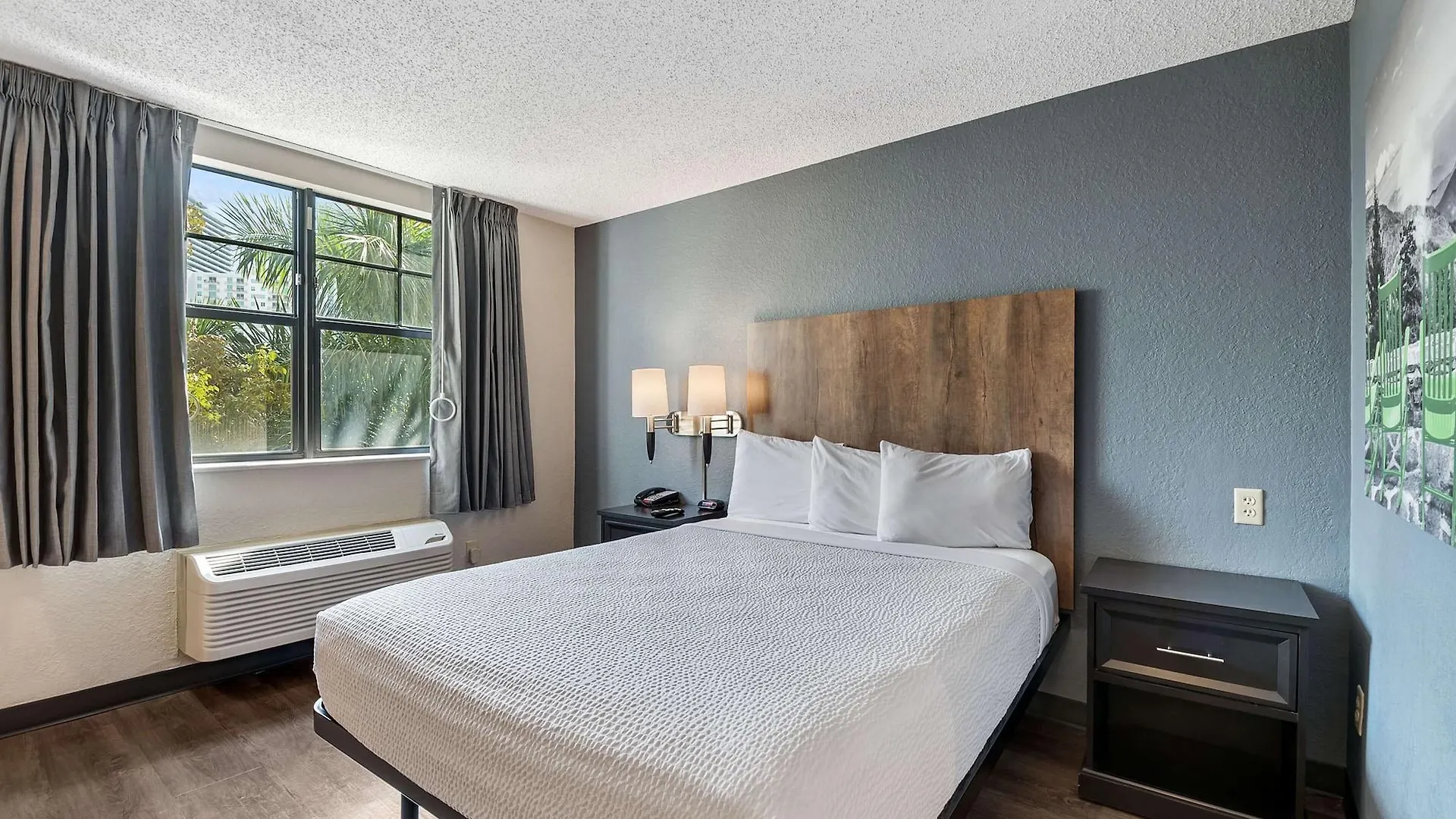 Extended America Premier - - Downtown Brickell - Cruise Port