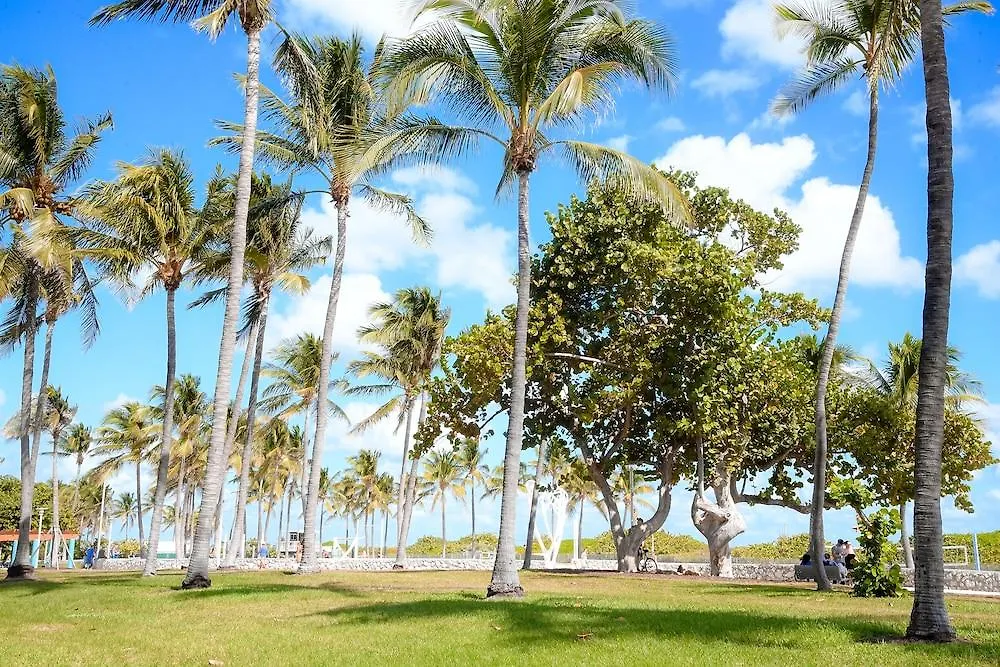 Ithaca Apartahotel Miami Beach