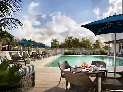 Hilton Garden Miami Dolphin Mall Hotel 3*