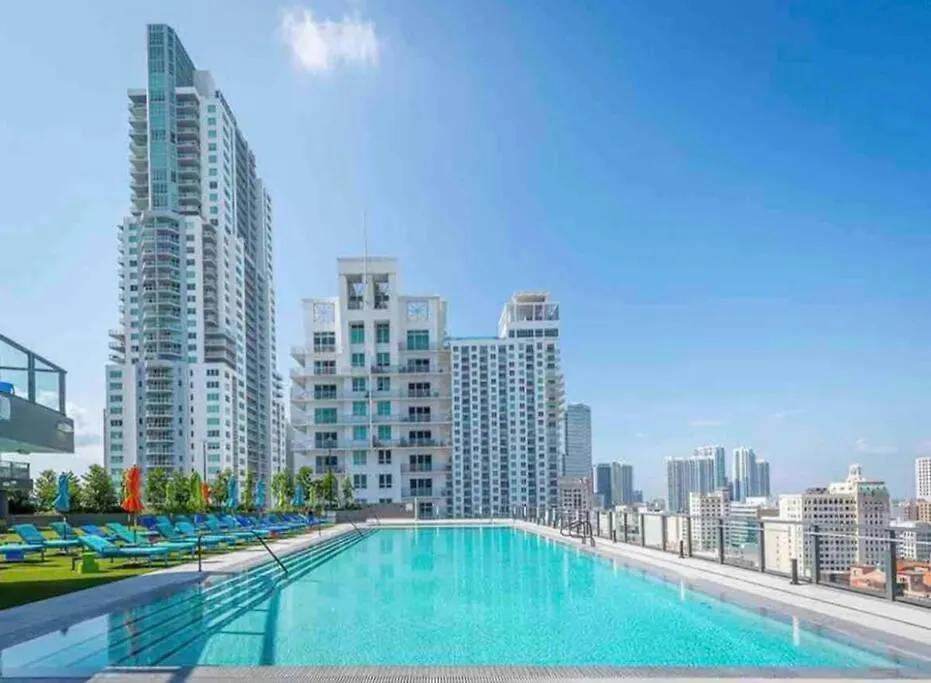 Daire **Luxurious,Boho Studio In Downtown Miami/Bay View Miami
