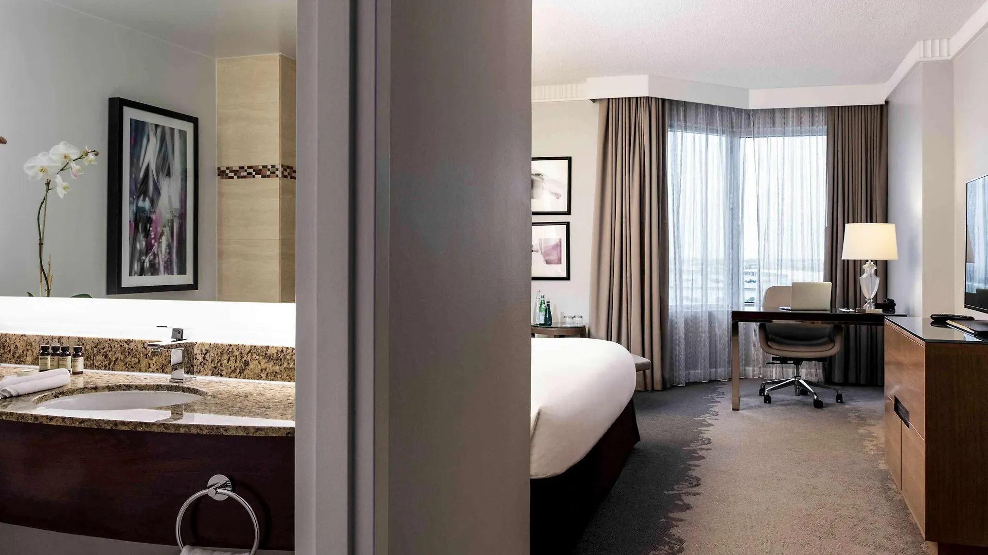 Hotel Pullman Airport