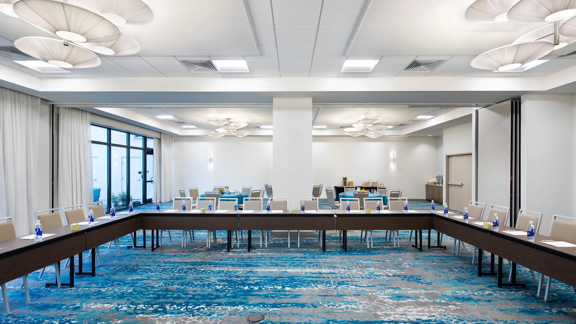 Hotell Even - Airport By Ihg