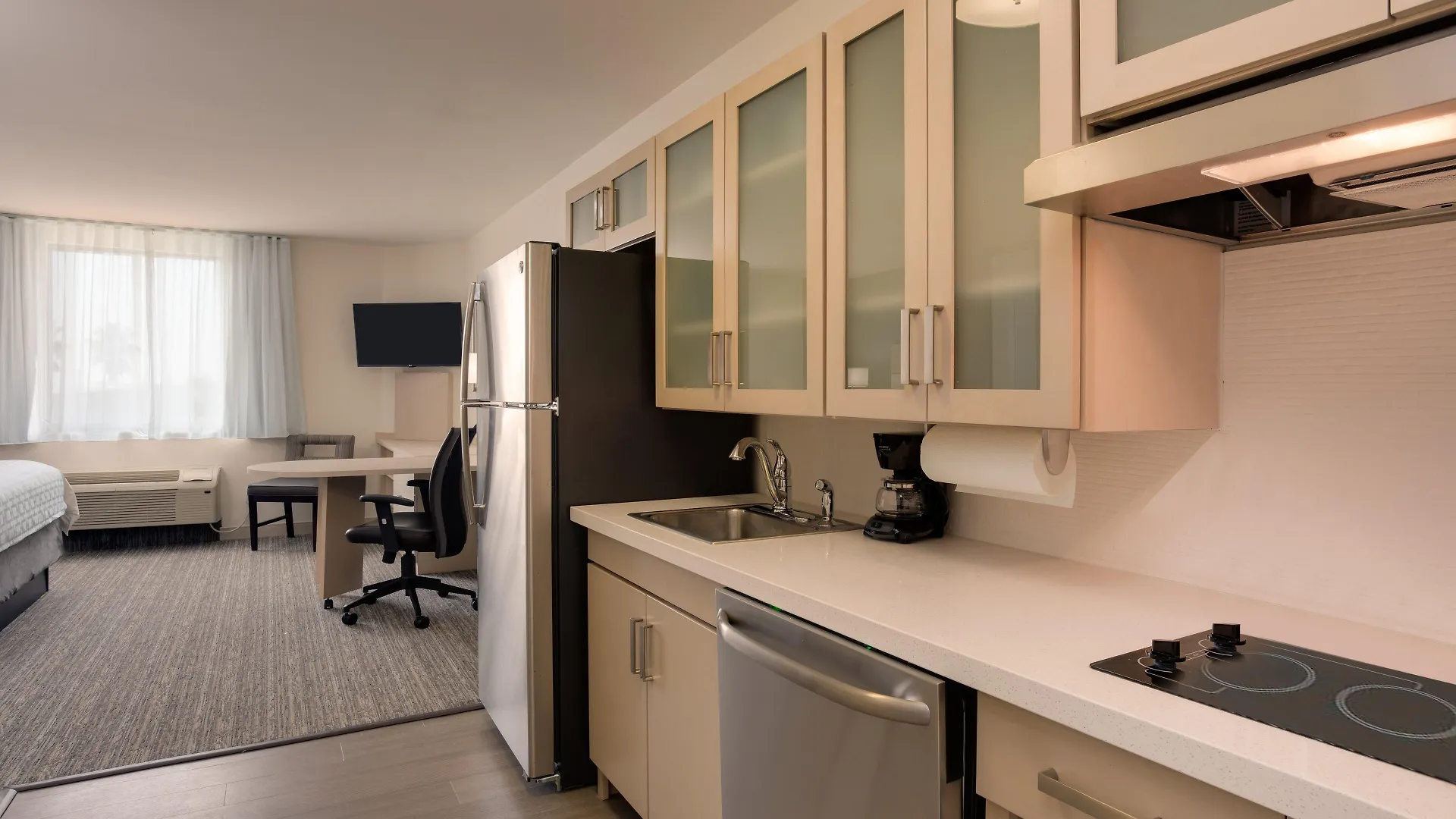 Hotel Candlewood Miami Intl Airport - 36th St By Ihg 3*
