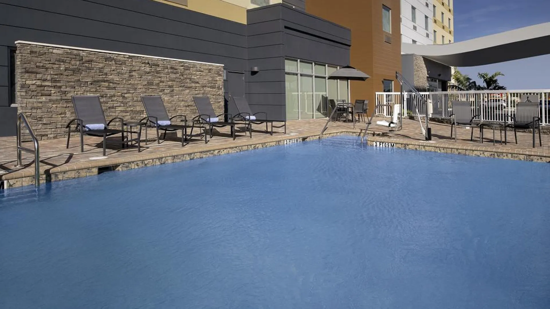 Fairfield & By Marriott Miami Airport West/doral 3* Doral
