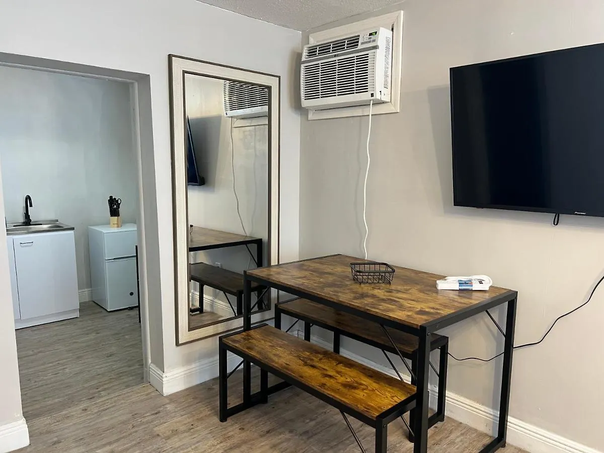 Coral Gable Studio W/free Parking & Wifi Pensionat Miami