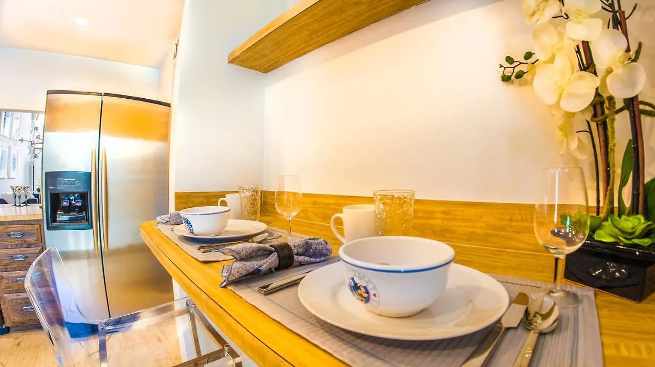 Villa At St Place Unit F, Luxury, Pet Friendly Miami