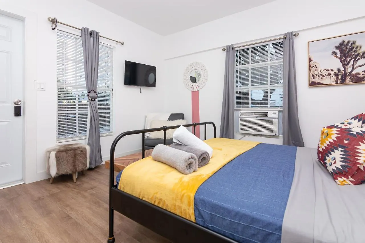 Studio With Backyard - Heart Of Midtown - Wynwood アパート *
