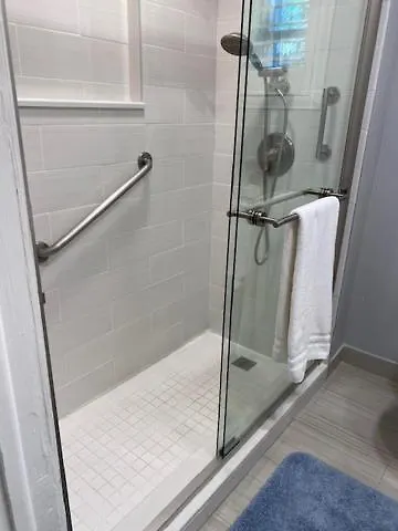 公寓 Modern 2/1 Near Midtown And Beaches *