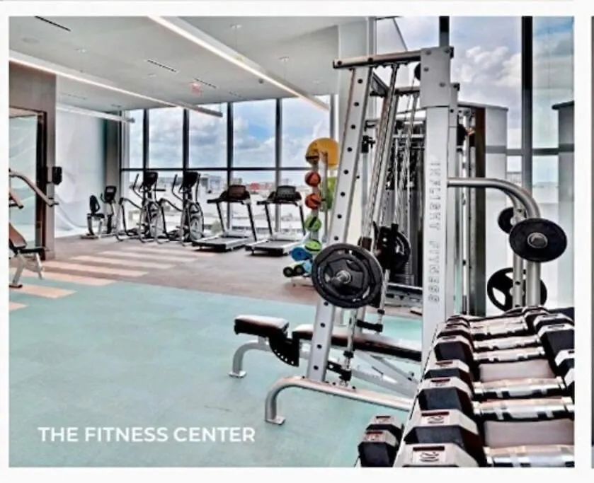 Aparthotel Sleek 2bd 2ba In Design District *