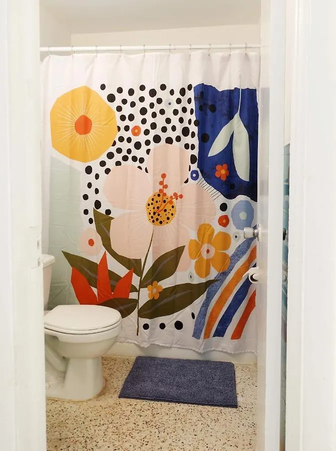 1 Bedroom With Parking Appartement *