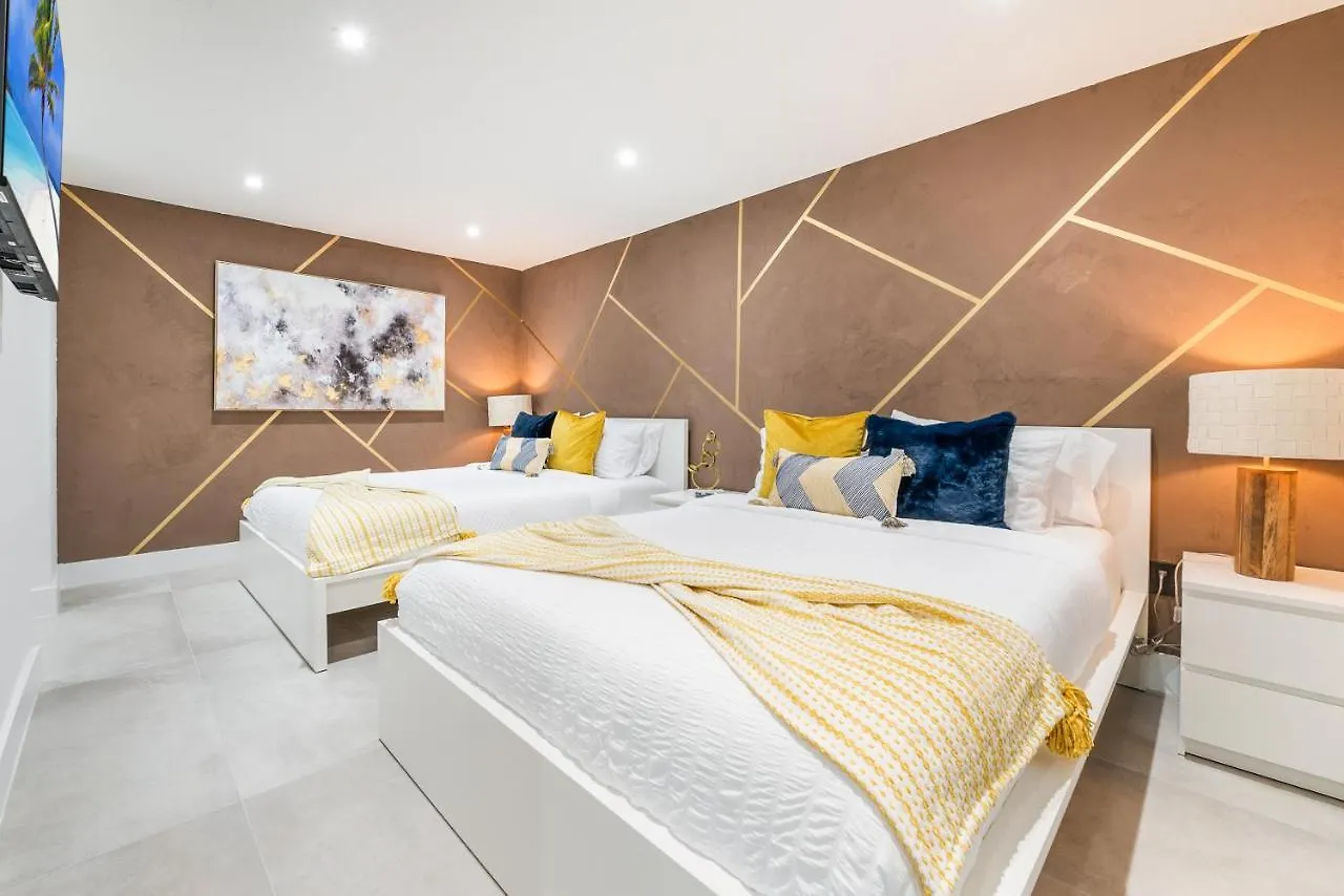 Ferienhaus Deluxe House W 5br Mini Golf & Heated Pool L62 Miami