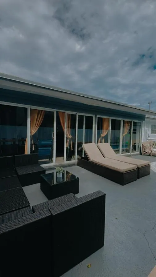 Luxury Pool // 5bd 4ba * Miami