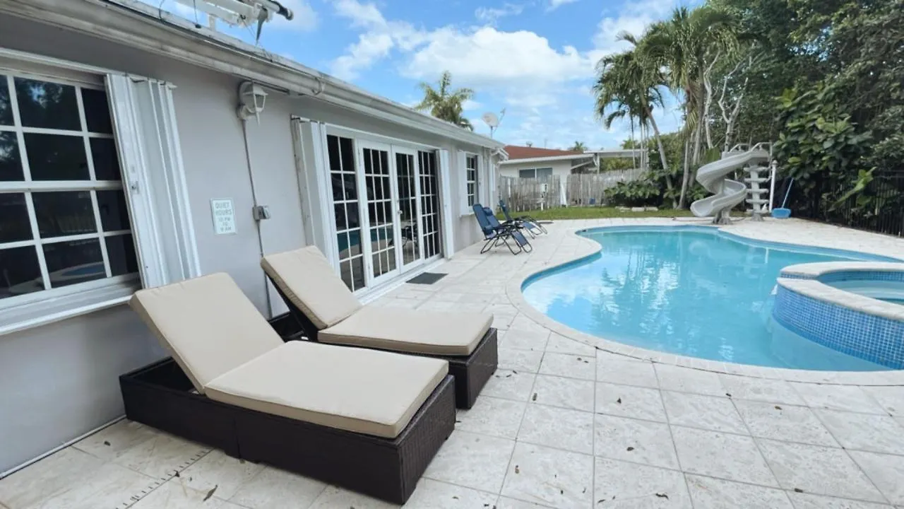 Pool House On The Water 2 Villa Miami