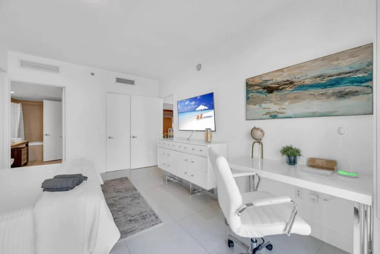 Modern 1 Bed Icon Brickell With Amazing Views 公寓