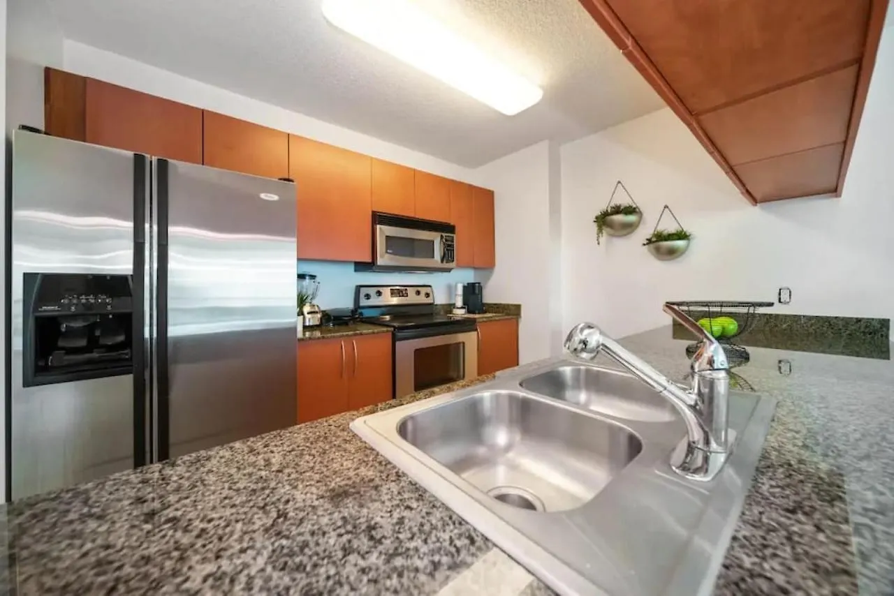 Penthouse W Private Balcony King Bed Parking Miami