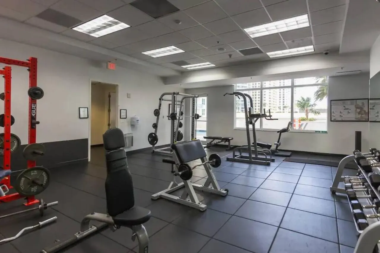 Holiday home Penthouse W Private Balcony King Bed Parking Miami