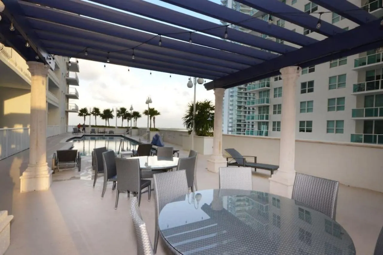 Luxury Located In The Heart Of Σπίτι διακοπών *