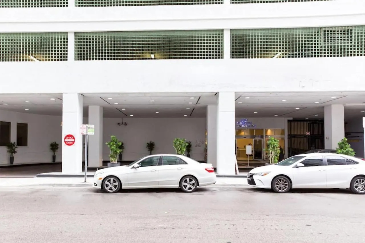 Ocean And Views Lux Brickell Sleeps, 4 King Bd Vakantiehuis