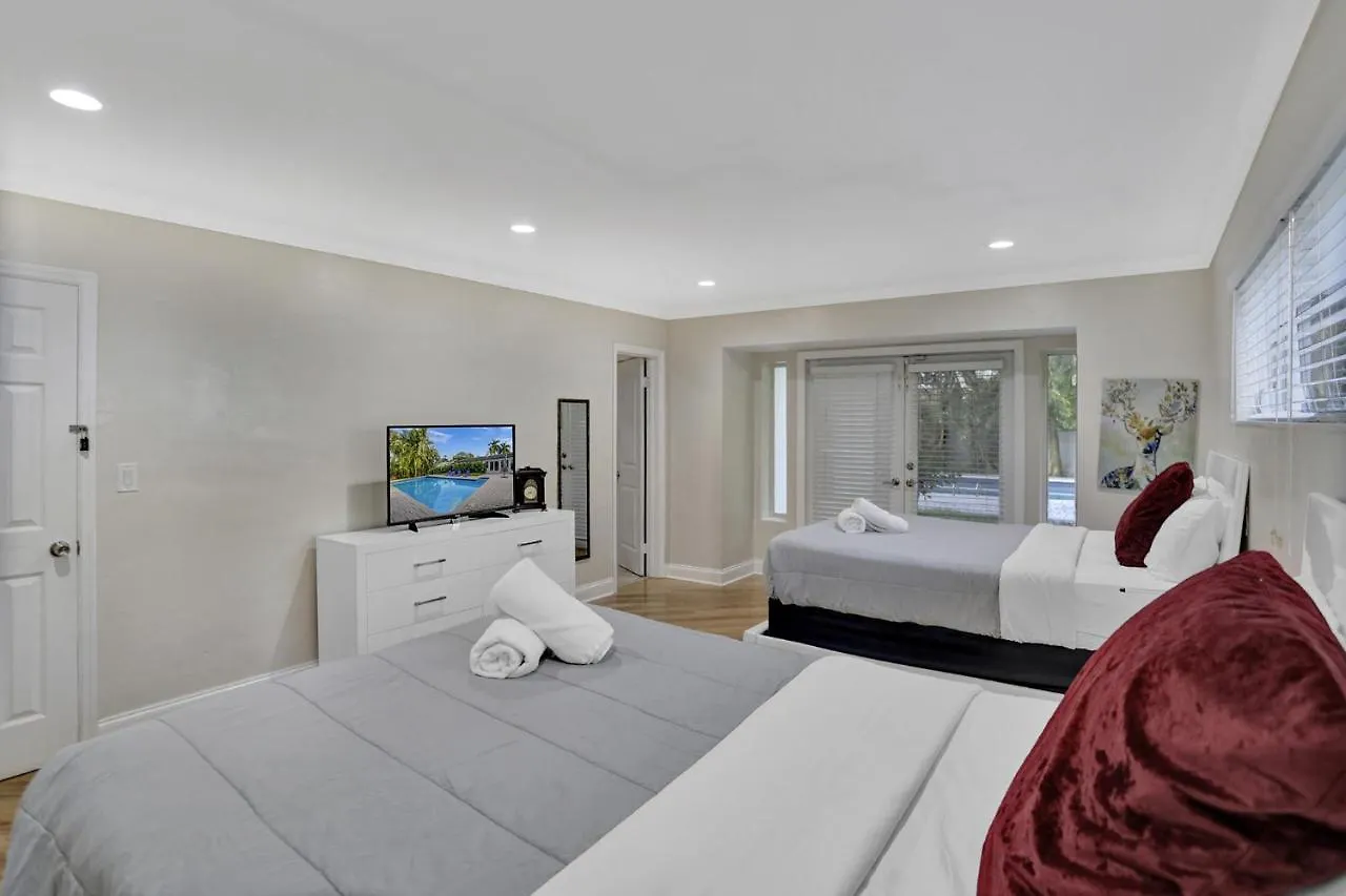 Casa Ria Luxury House & Private Pool Near Aventura Mall Vila Miami