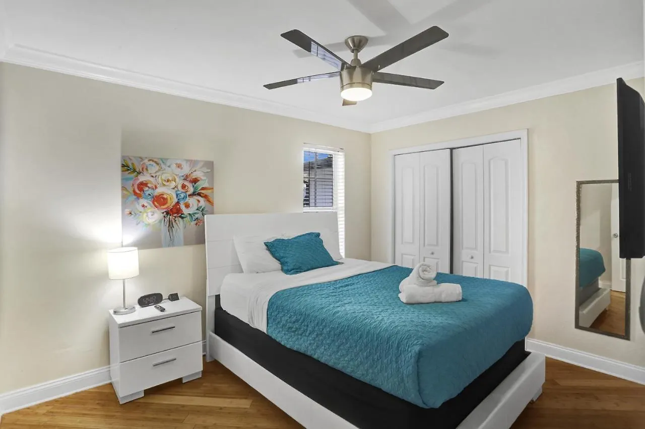 Casa Ria Luxury House & Private Pool Near Aventura Mall Vila *