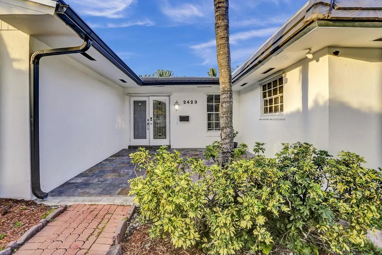 Vila Casa Ria Luxury House & Private Pool Near Aventura Mall Miami